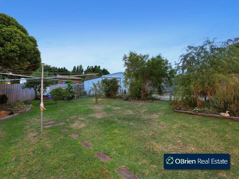 5 Hardy Court, Berwick VIC 3806