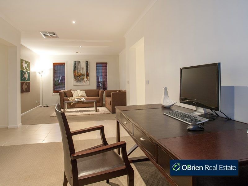 12 Lorne Court, Berwick VIC 3806