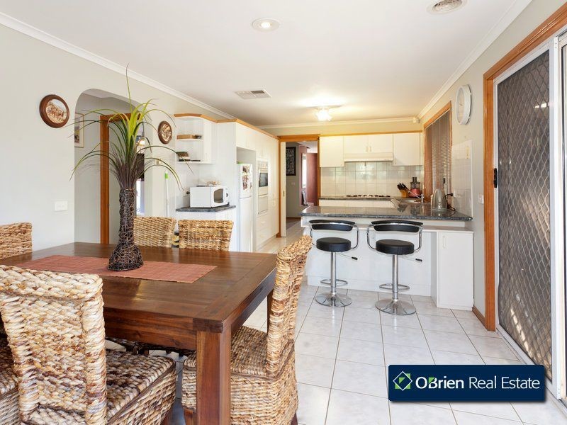 8 Carroll Court, Narre Warren VIC 3805