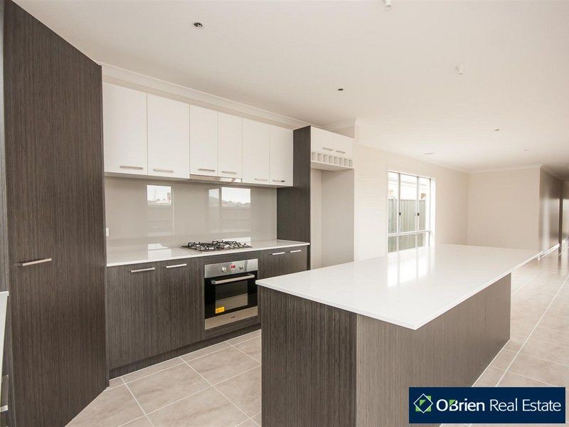 25 Everlasting Boulevard, Cranbourne VIC 3977