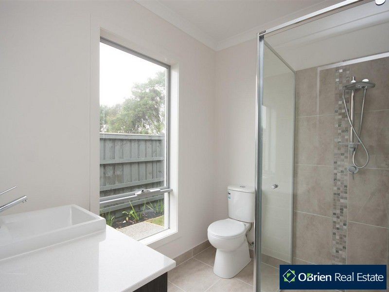 25 Everlasting Boulevard, Cranbourne VIC 3977