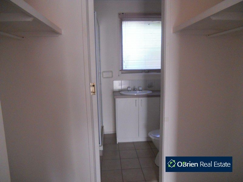 1 Jason Close, Berwick VIC 3806