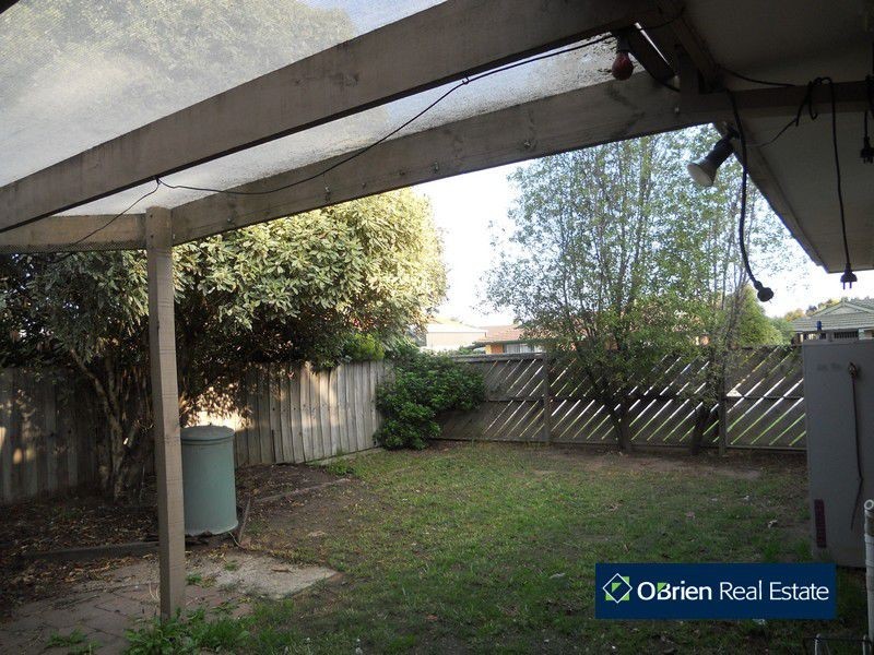 1 Jason Close, Berwick VIC 3806