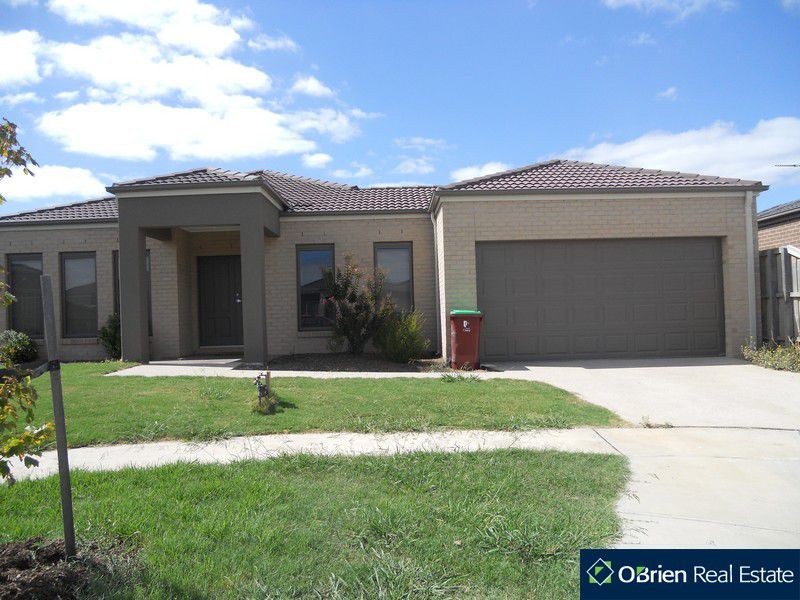 3 Illes Court, Berwick VIC 3806