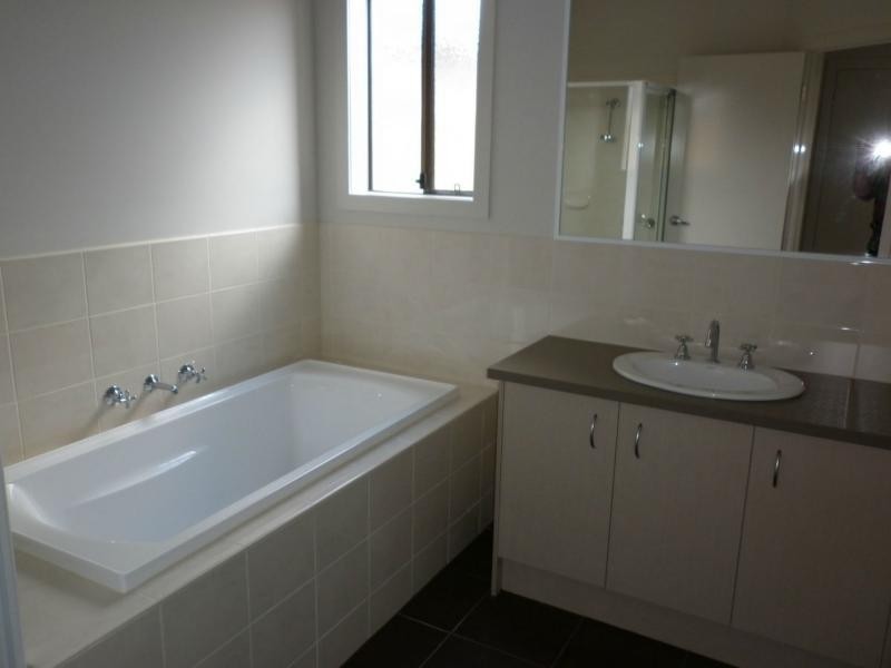 3 Illes Court, Berwick VIC 3806