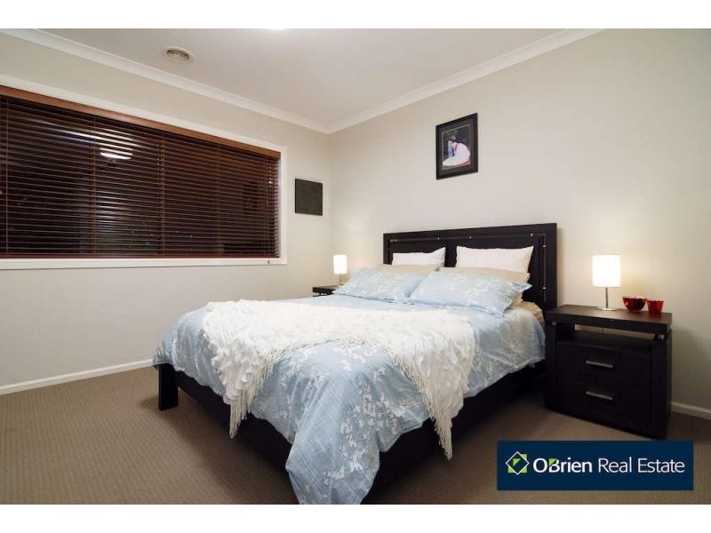 11 Misty Close, Berwick VIC 3806