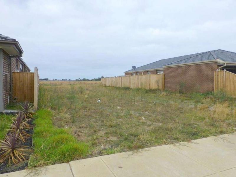 L21 Blackledge Drive, Cranbourne East VIC 3977