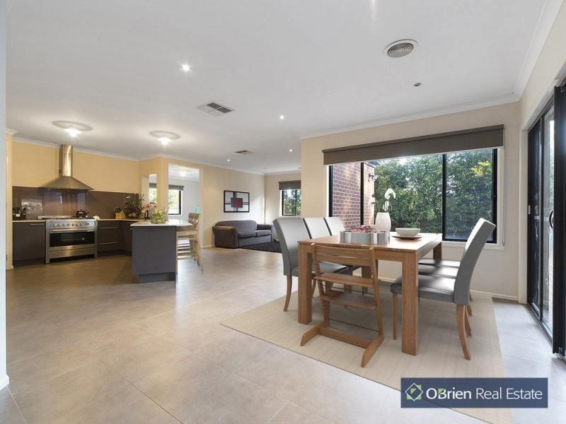 4 Yardley Court, Berwick VIC 3806