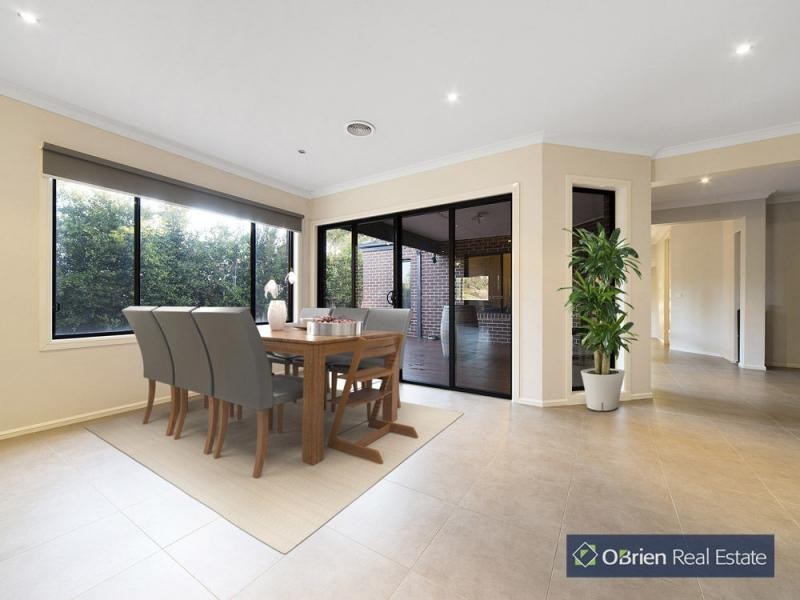 4 Yardley Court, Berwick VIC 3806