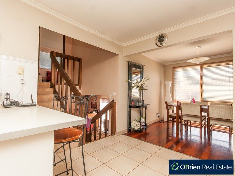 1 Haverstock Hill Close, Endeavour Hills VIC 3802