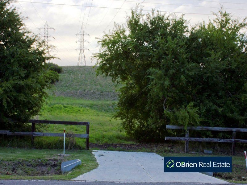 97 Beaumont Road, Berwick VIC 3806