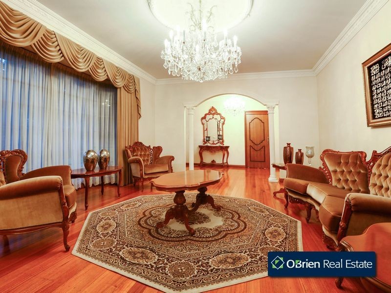 7 Tandderwen Court, Narre Warren North VIC 3804