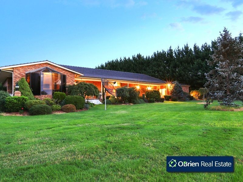 7 Tandderwen Court, Narre Warren North VIC 3804