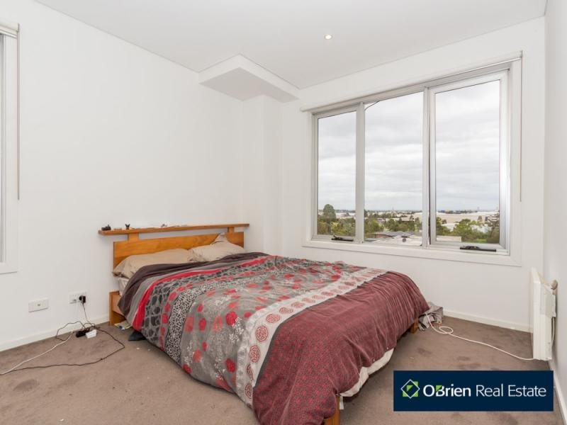 24/213 Normanby Road, Notting Hill VIC 3168