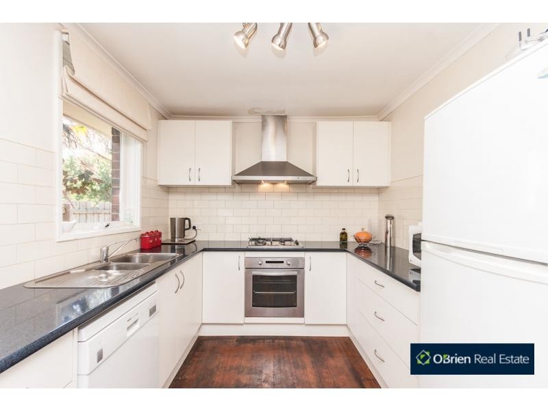21 Jillian Street, Cranbourne VIC 3977
