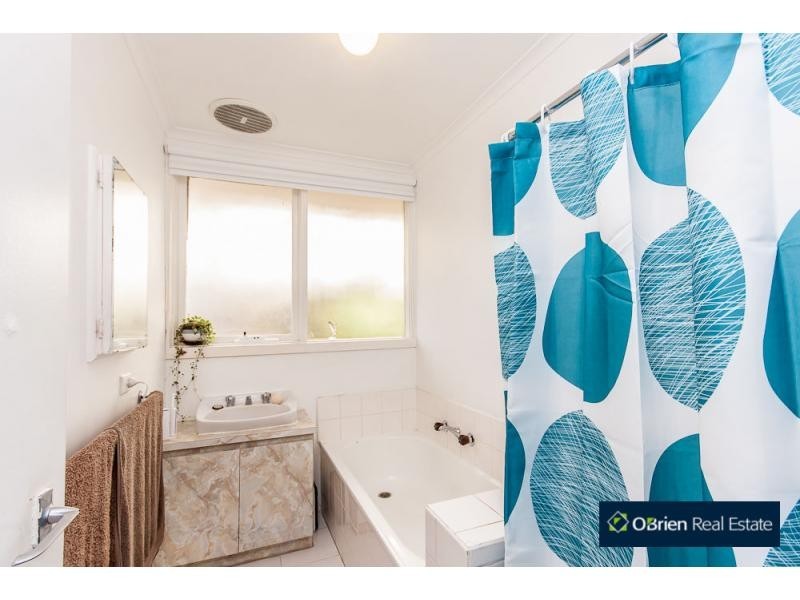 21 Jillian Street, Cranbourne VIC 3977