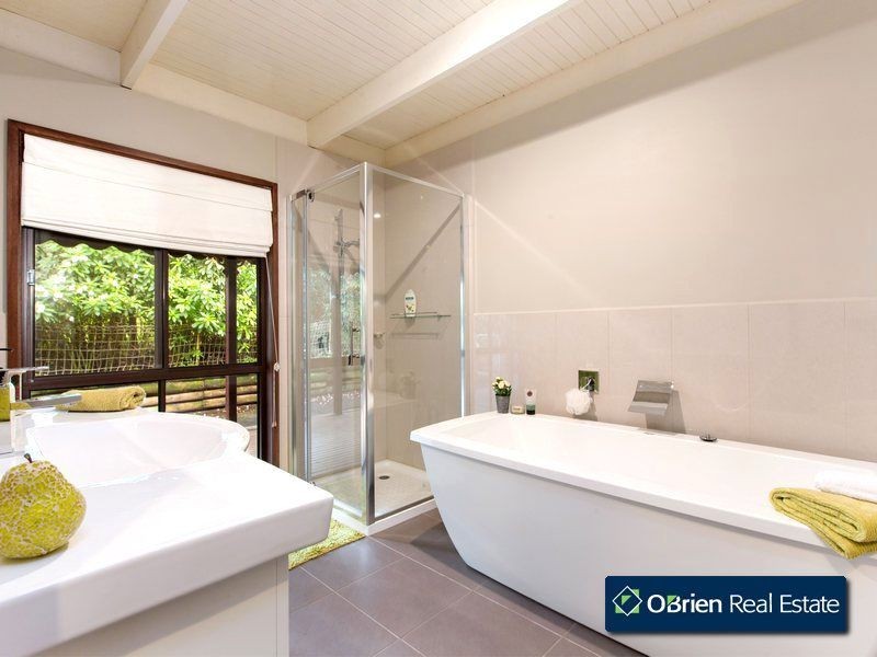 15 Halifax Road, Nar Nar Goon North VIC 3812