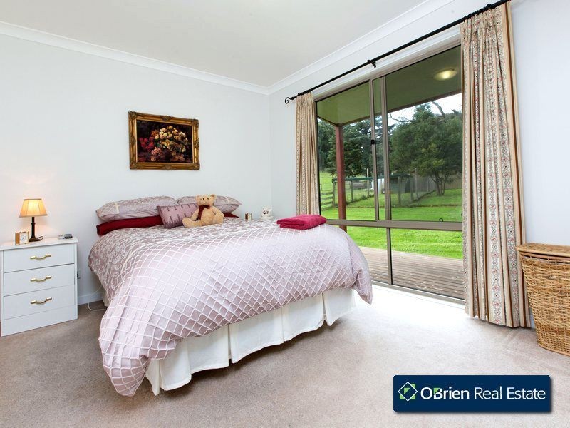 15 Halifax Road, Nar Nar Goon North VIC 3812