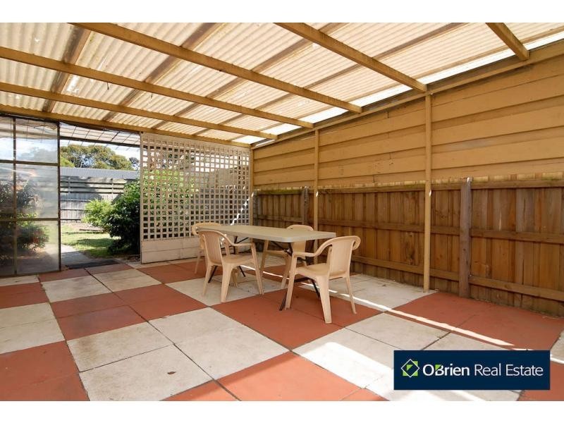 11 Chateau Avenue, Narre Warren VIC 3805