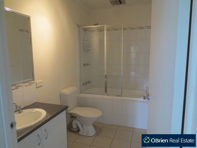 15/25 Lats Avenue, Carrum Downs VIC 3201