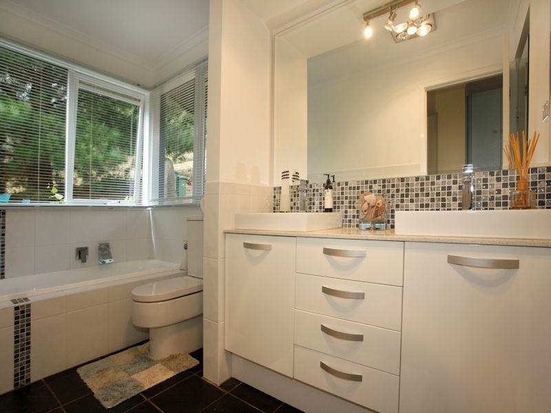 18 Brennan Avenue, Beaconsfield Upper VIC 3808