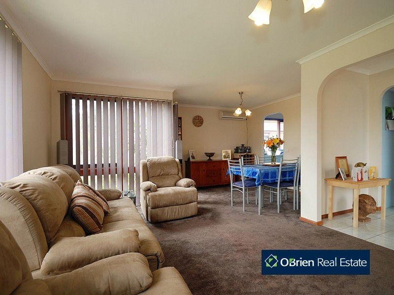 18 Joesphine Avenue, Cranbourne VIC 3977