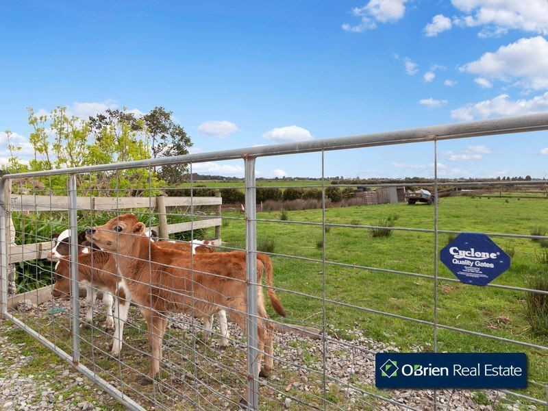 5 Tooradin Esplanade, Tooradin VIC 3980