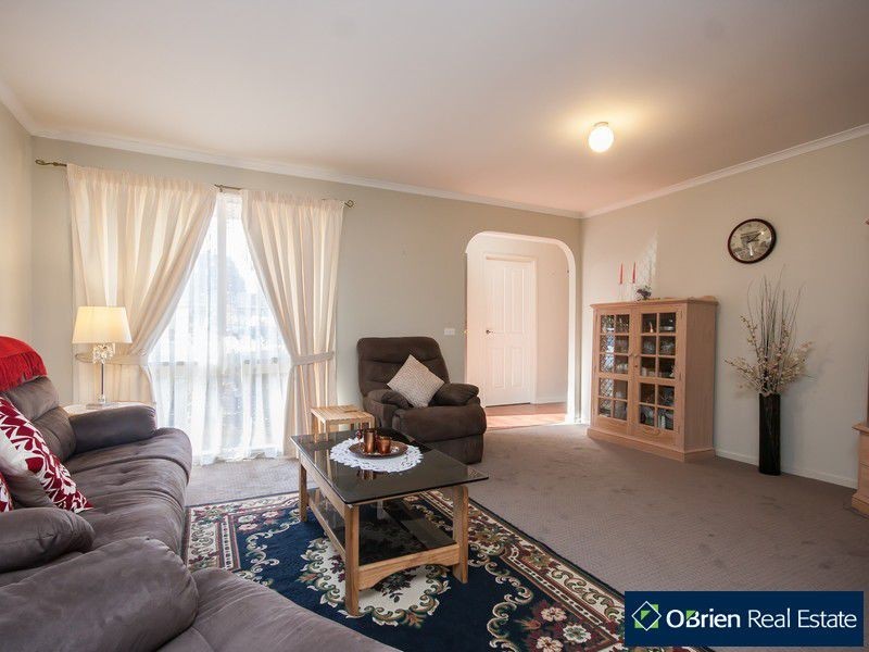 20 Hoop Pine Court, Cranbourne VIC 3977