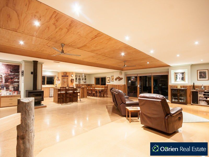 27 Altarnun Road, Langwarrin VIC 3910