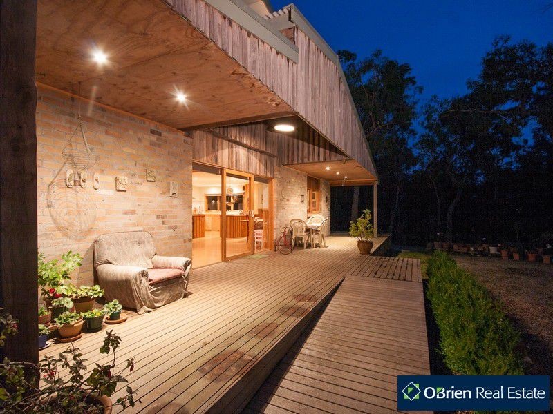 27 Altarnun Road, Langwarrin VIC 3910