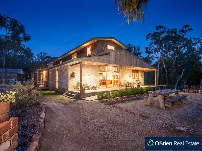 27 Altarnun Road, Langwarrin VIC 3910