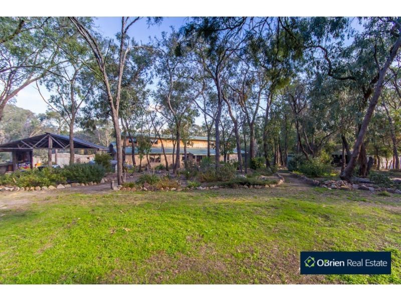27 Altarnun Road, Langwarrin VIC 3910