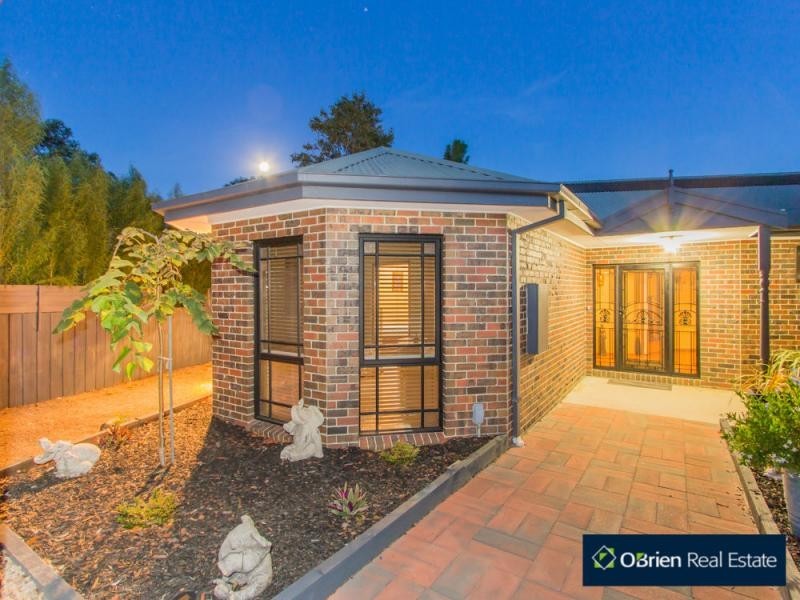 8 Eagle Court, Blind Bight VIC 3980