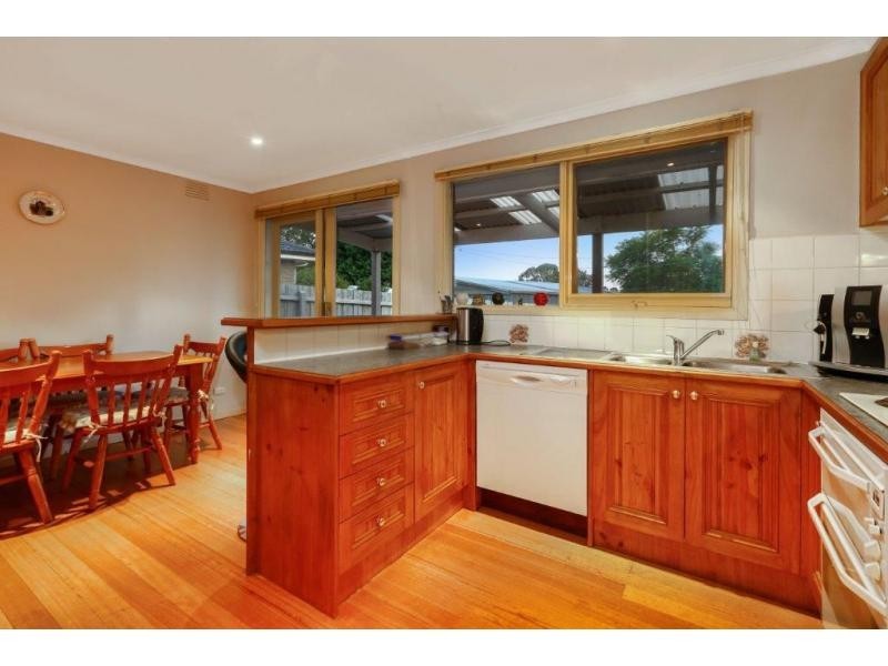 26 Cheviot Avenue, Berwick VIC 3806