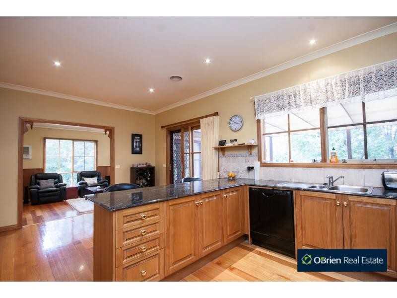 33 Bevnol Road, Langwarrin VIC 3910