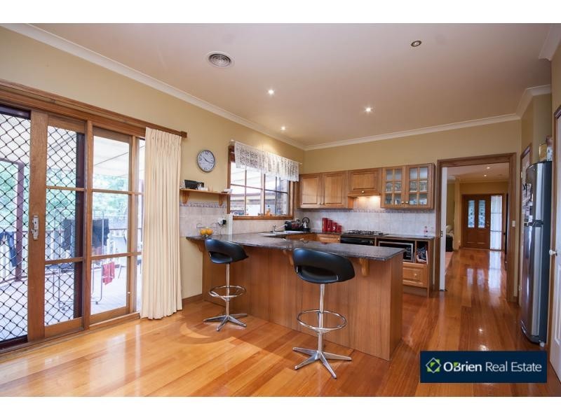 33 Bevnol Road, Langwarrin VIC 3910