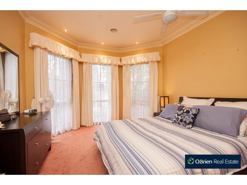 33 Bevnol Road, Langwarrin VIC 3910