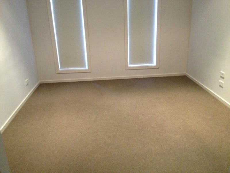 2 Leicester Square, Pakenham VIC 3810