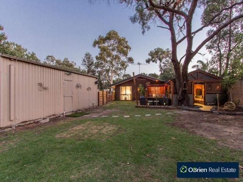 61 Glenalva Parade, Cannons Creek VIC 3977