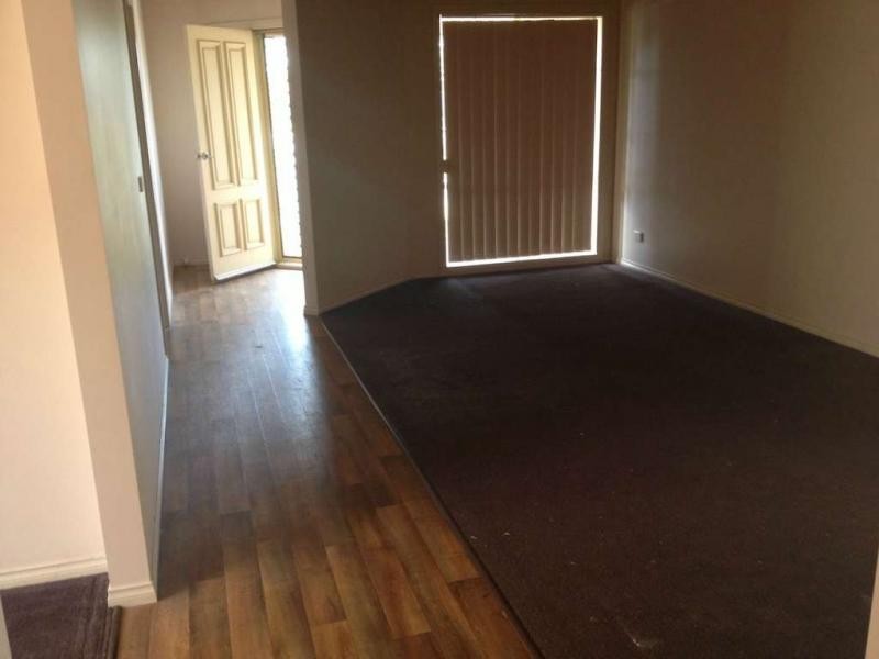 9 Radiata Circuit, Pakenham VIC 3810