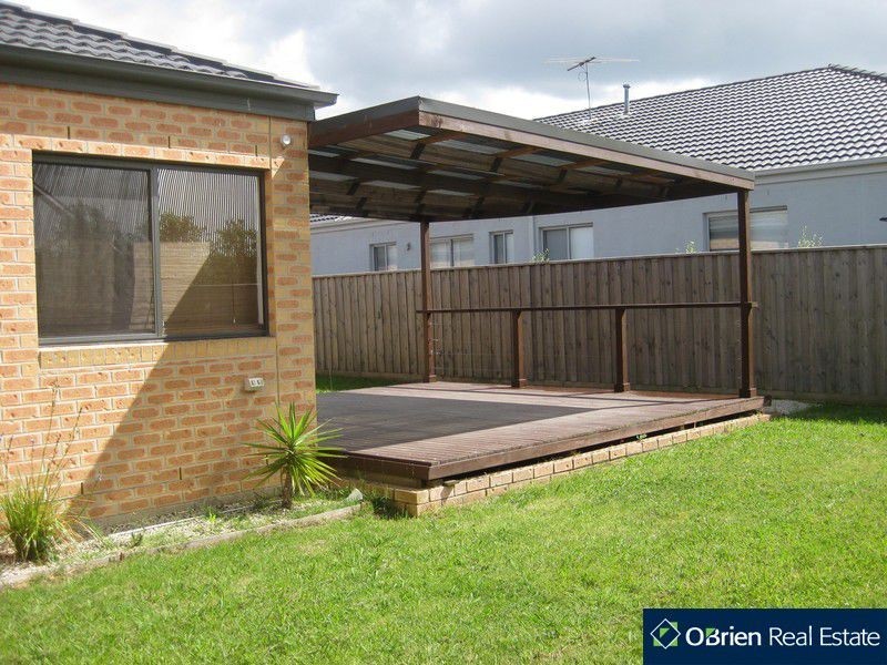 101 Viewgrand Drive, Berwick VIC 3806