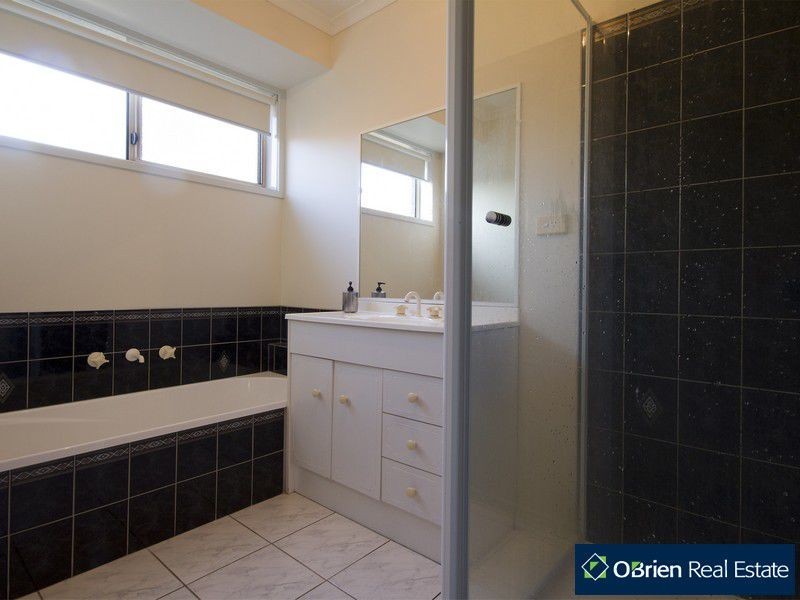 32 Fishermans Drive, Blind Bight VIC 3980