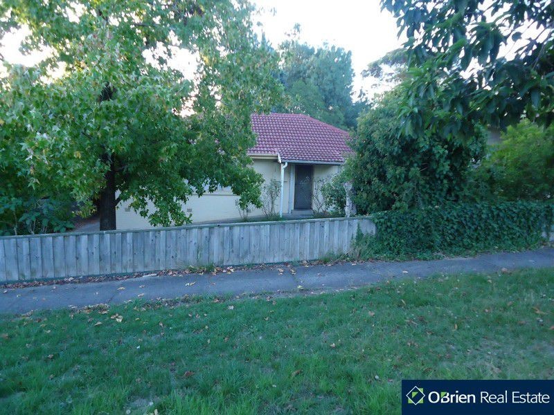 75 Lyall Road, Berwick VIC 3806