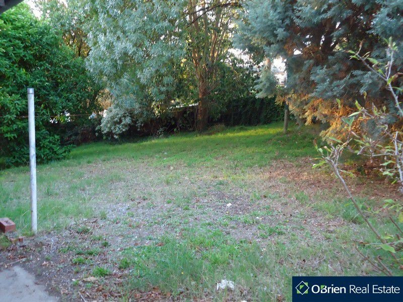 75 Lyall Road, Berwick VIC 3806