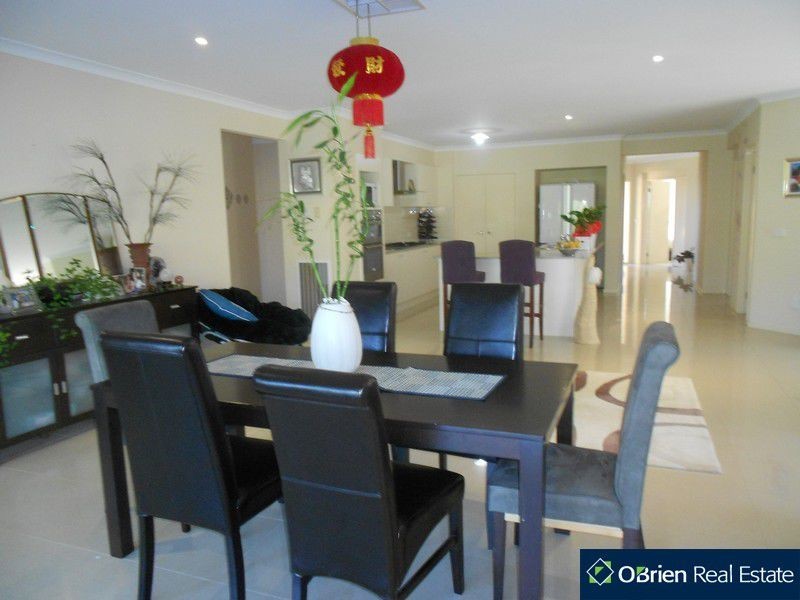 57 Golf Links Road, Berwick VIC 3806