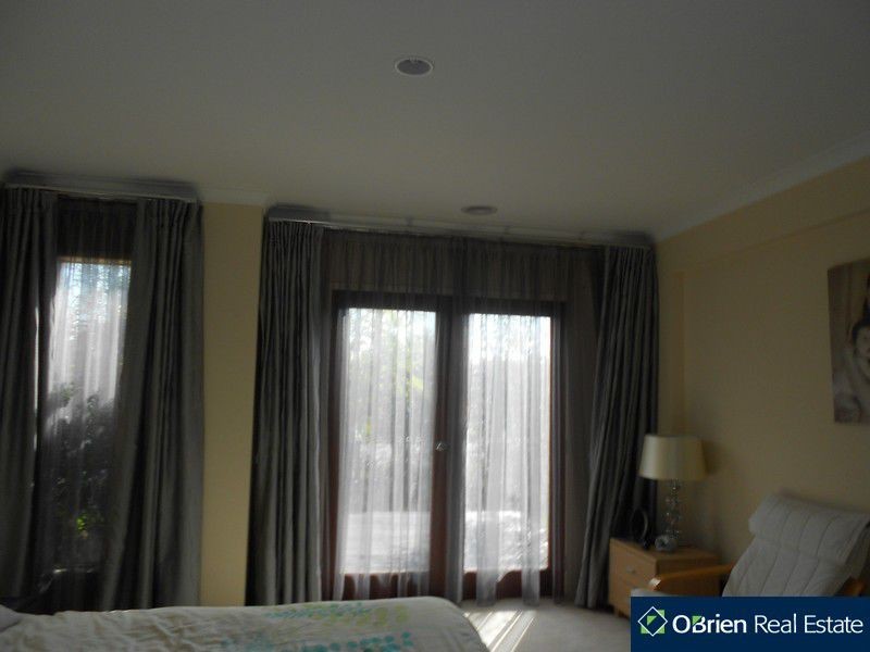 57 Golf Links Road, Berwick VIC 3806