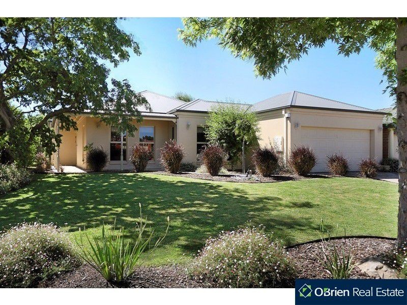 17 Hillston Court, Narre Warren South VIC 3805