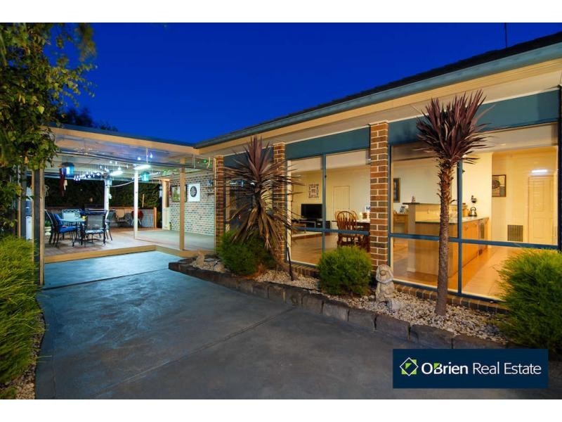 12 Mercy Court, Narre Warren South VIC 3805