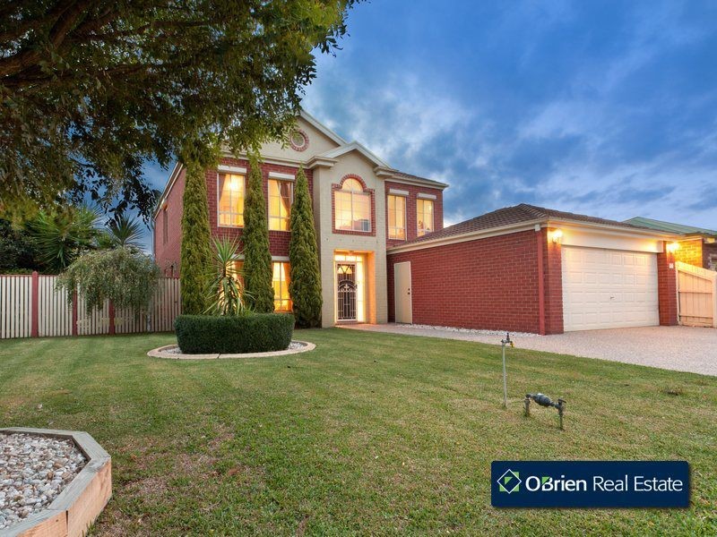 21 Streeton Way, Berwick VIC 3806