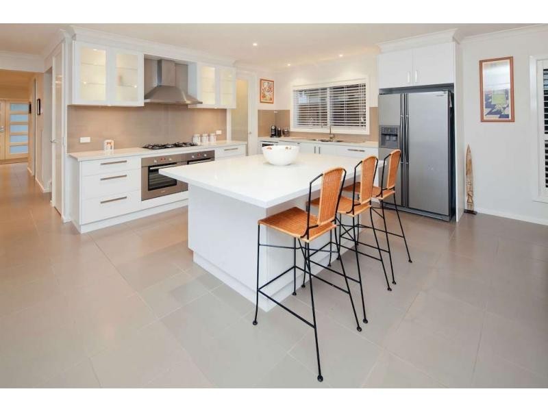 3 Brolga Close, Pakenham VIC 3810